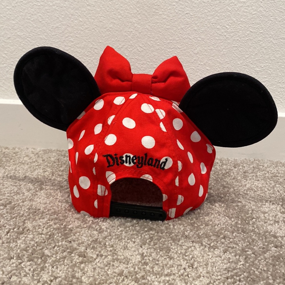 Minnie Mouse Hat - Picture 2 of 4
